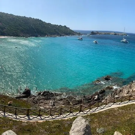 Le Ciliegie: Moderno Hébergement de vacances Isola Rossa